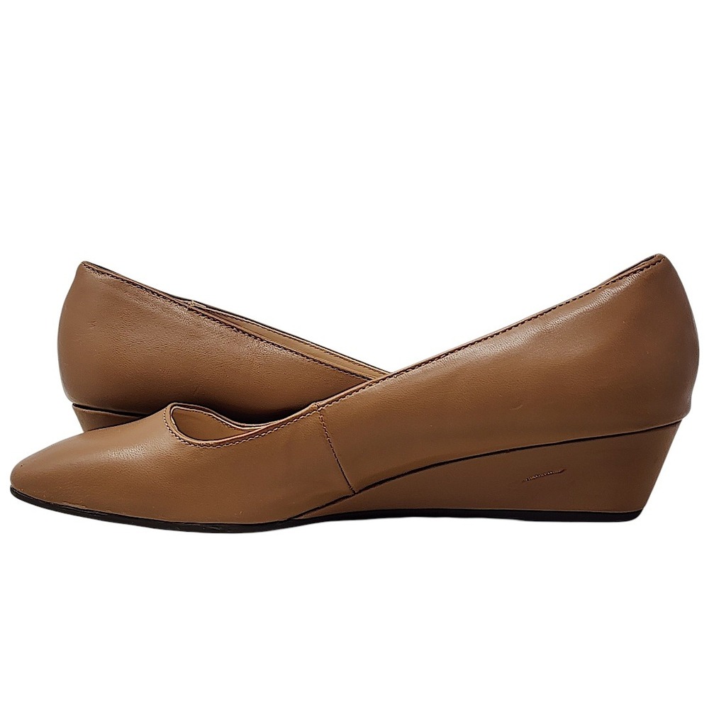 Adrienne Vittadini Palmer‎ Wedge Pumps 8.5M Womens Tan Beige Minimalist Neutral - Picture 6 of 14
